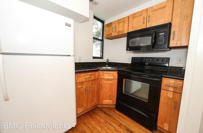 Building Photo - 3 br, 1 bath Apartment - 2018 N 18th St.