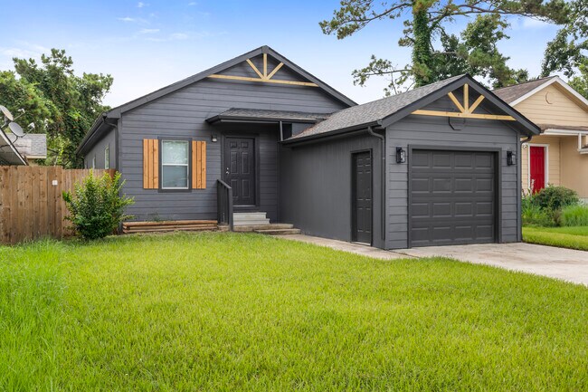 Foto del edificio - 11910 Greenrock Ln