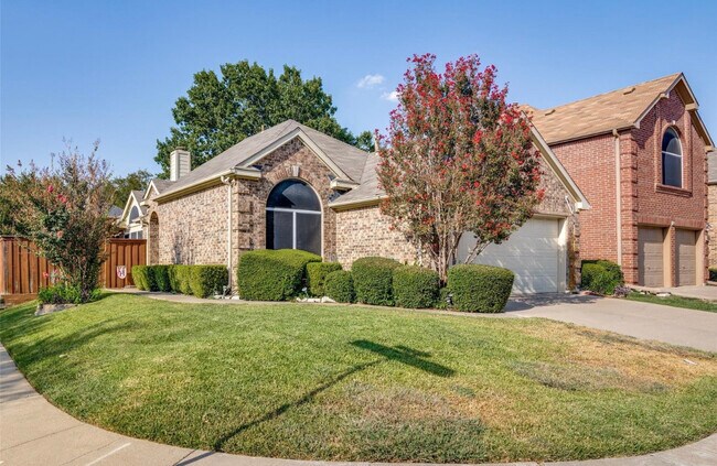 Foto del edificio - 2237 Walnut Grove Ln