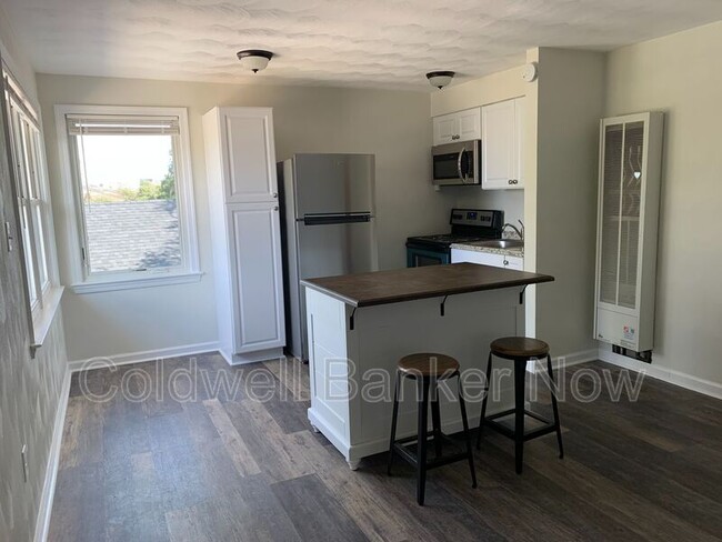 Foto del edificio - 1407 Bayville St
