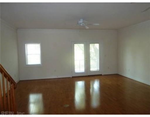 Building Photo - 939 Bolling Ave