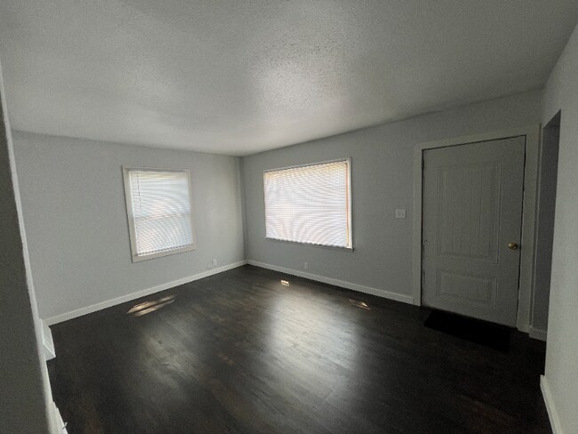 Foto del edificio - 5700 N 60th St