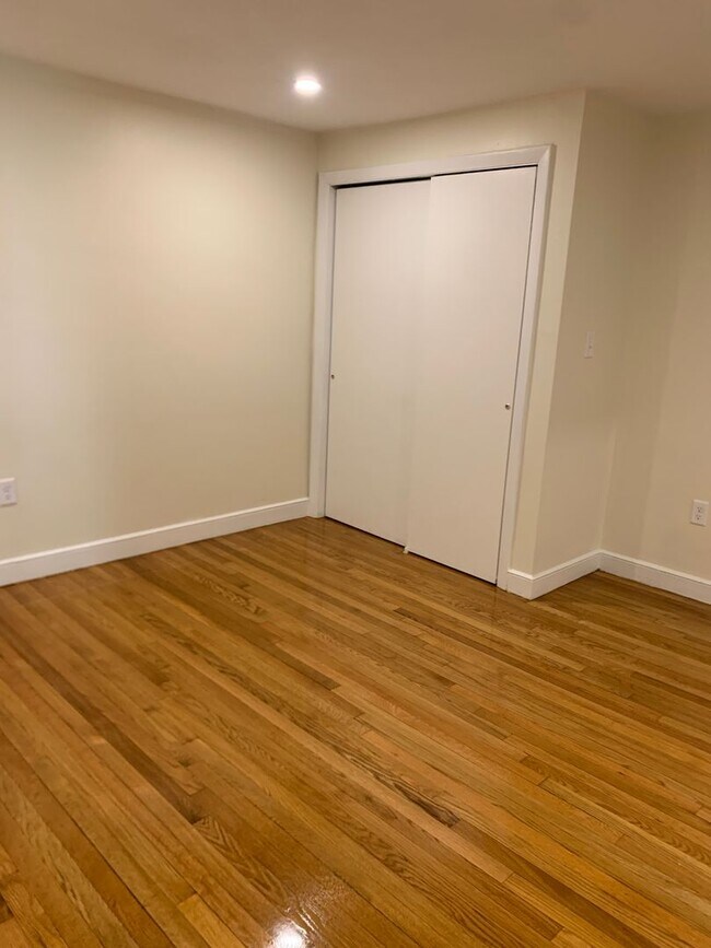 Foto del edificio - 314 Tappan St