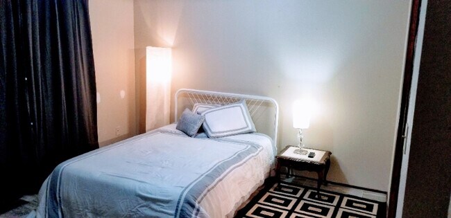 Foto del edificio - 4904 S 293rd St