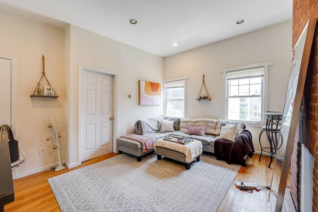 Foto del edificio - 56 Madison St