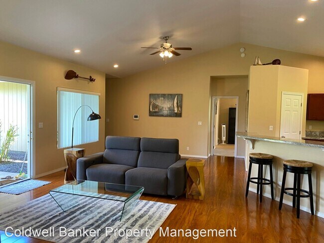 Foto del edificio - 3 br, 2 bath House - 15-1572 19th Ave