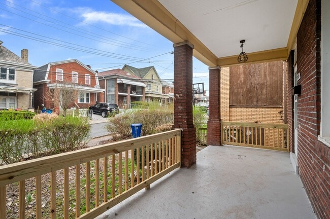 Photo - Newly Renovated 3 Bed, 1 Bath Home - Conve...
