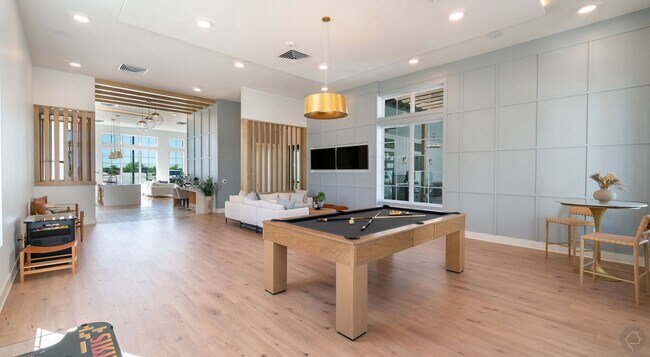 Building Photo - 4701 Little Hill Cir