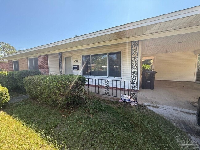 Building Photo - 309 Gamarra Rd