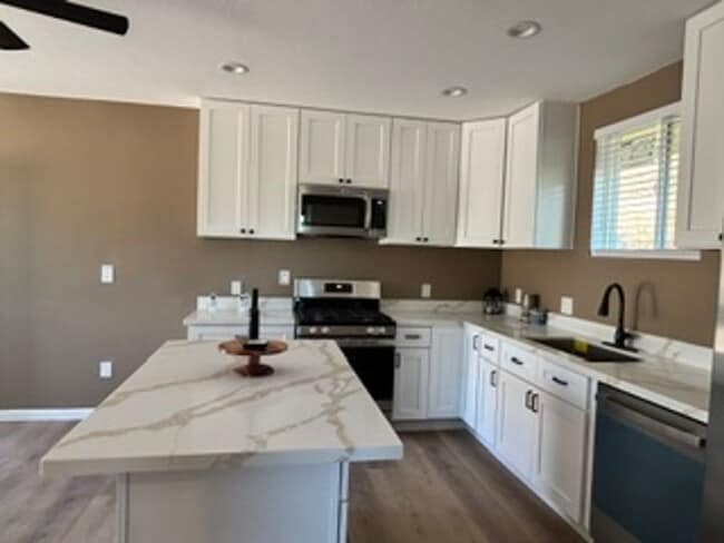 Building Photo - Charming Bear Valley Springs Home With A View!