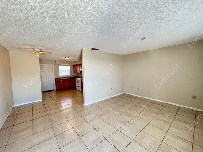 Foto del edificio - 849 Ave O SW