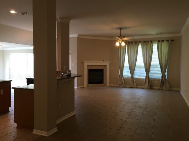 Building Photo - 1702 Buttercup Creek Blvd