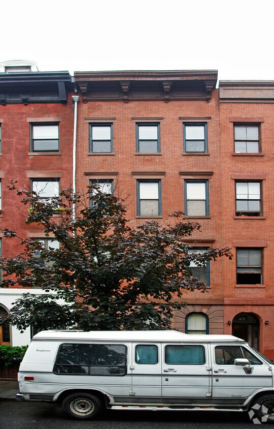 Foto del edificio - 417 W 22nd St