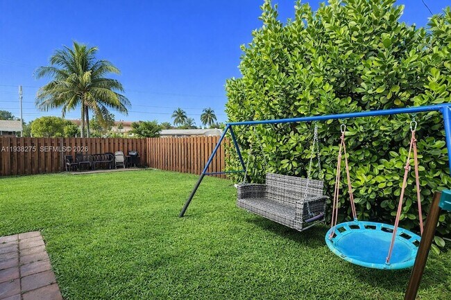 Photo - 2671 NW 87th Ln House