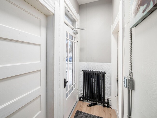 Building Photo - 49 S Liberty St