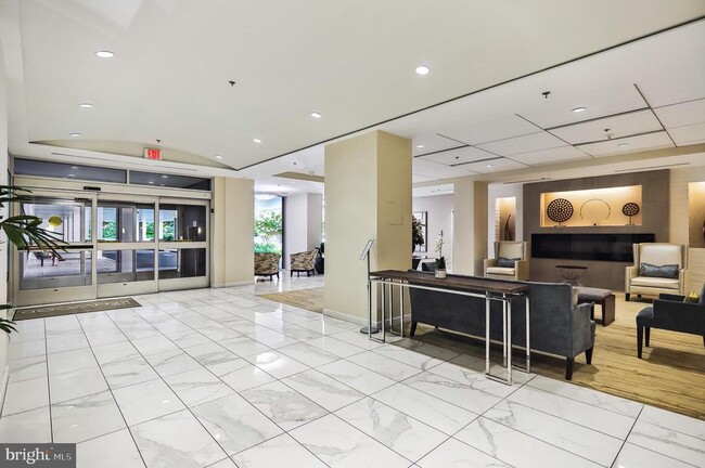 Foto del edificio - 5101 River Rd