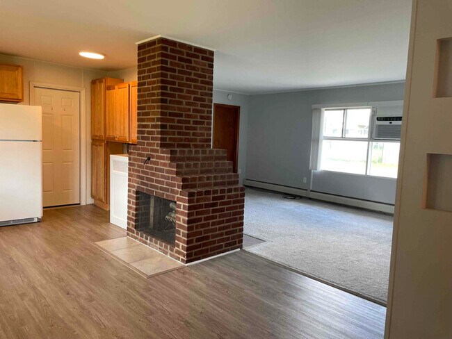 Building Photo - 58 Daffodil Ln