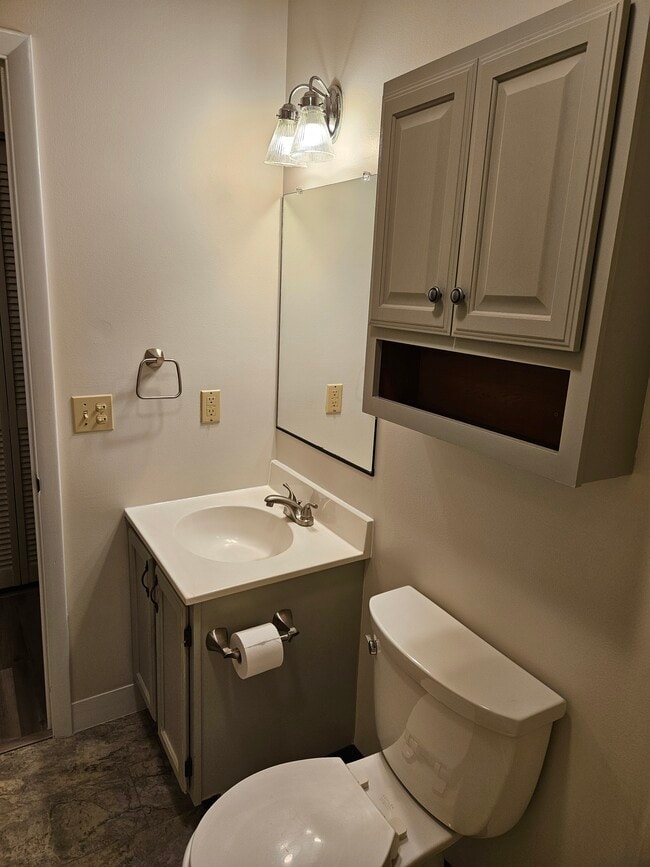 Bathroom vanity - 1730 College Ave