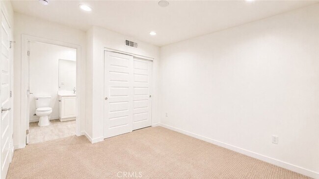 Foto del edificio - 21000 Cornerstone Dr