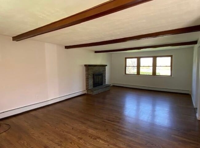 Building Photo - 1009 Beechwood Ln