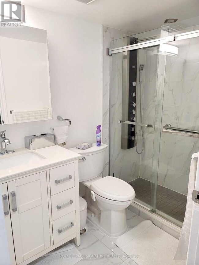 Building Photo - 17 Michael Power Pl