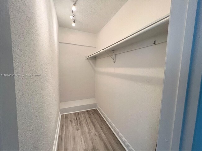 Building Photo - 636 NE 63rd St