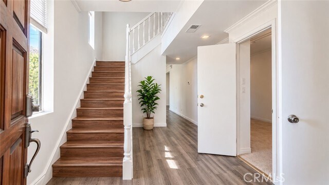 Foto del edificio - 1002 W Huntington Dr