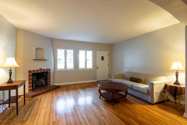 Foto del edificio - 2182 E Dudley St