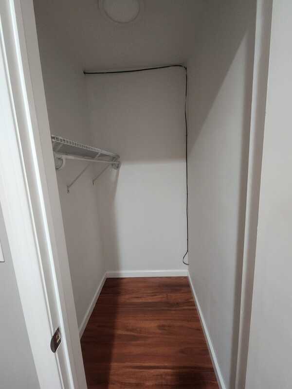 Foto del edificio - 2854 W Sylvania Ave