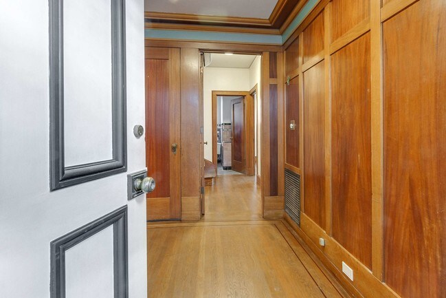 Foto del edificio - 3271 Kempton Ave