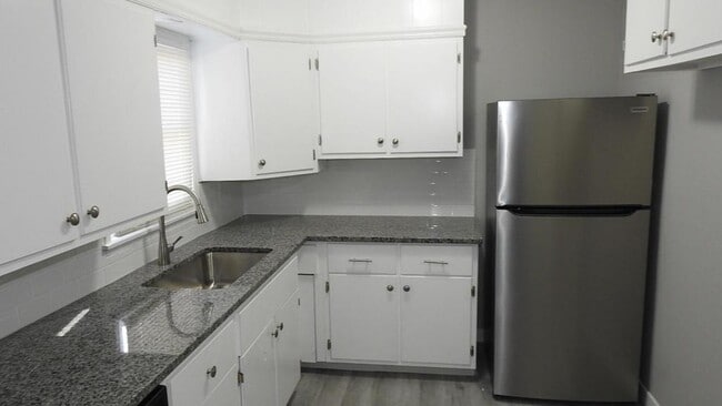 Building Photo - 811 N 82nd Street