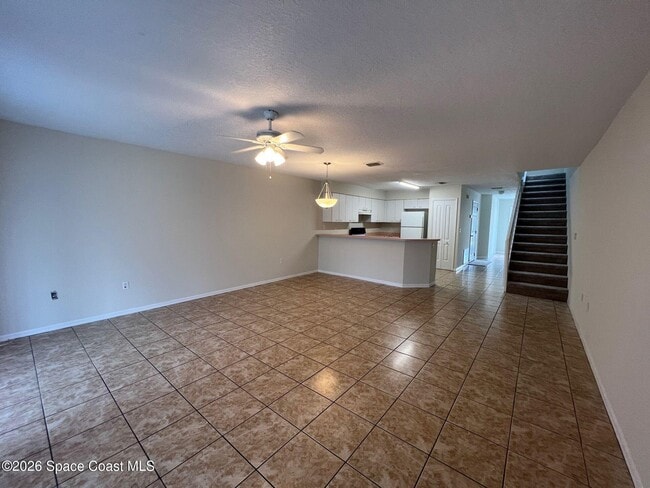 Building Photo - 2990 S Fiske Blvd