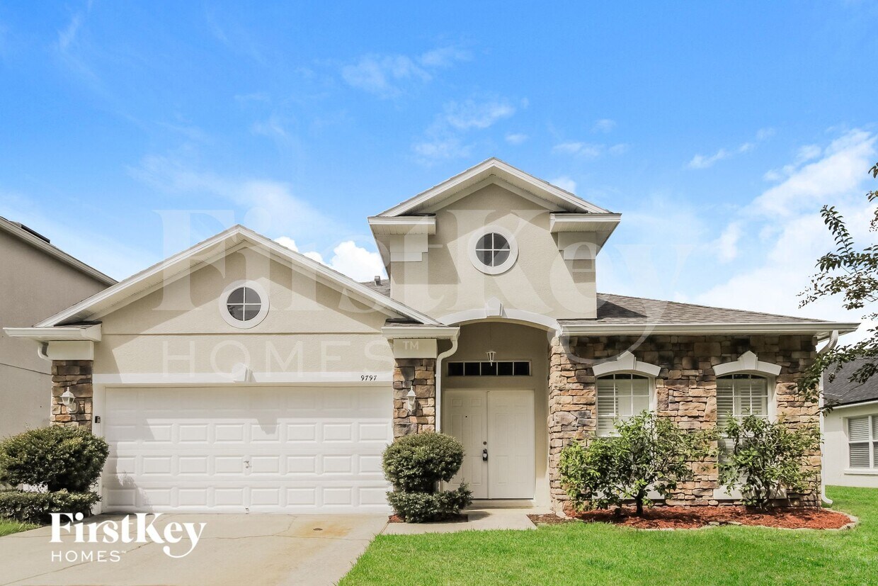 Foto principal - 9797 Bennington Chase Dr