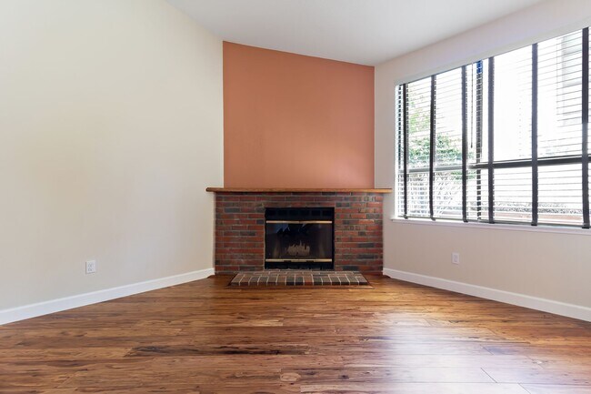 Building Photo - 7614 Arbor Creek Cir
