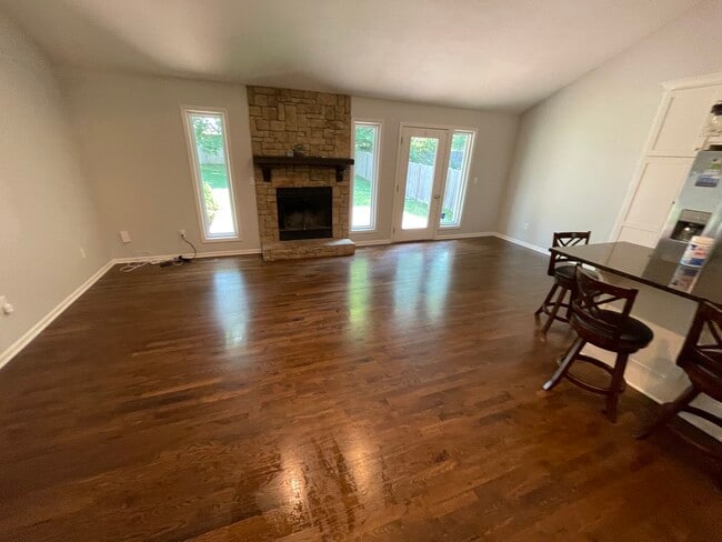 Building Photo - 7604 NW 76 Way