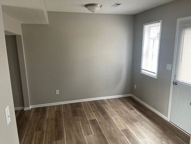 Foto del edificio - 3014 SE 17th St