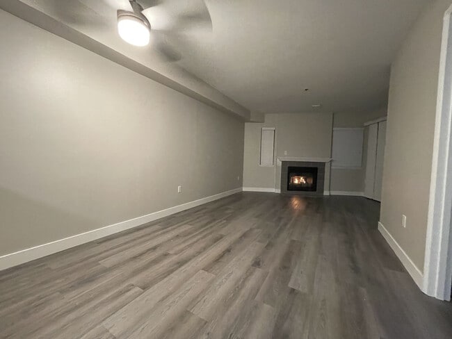 Foto del interior - Elliott Pointe