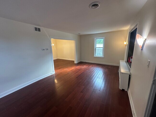 Living room - 1602 Philadelphia Pike