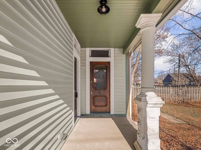 Foto del edificio - 1118 E St Clair St