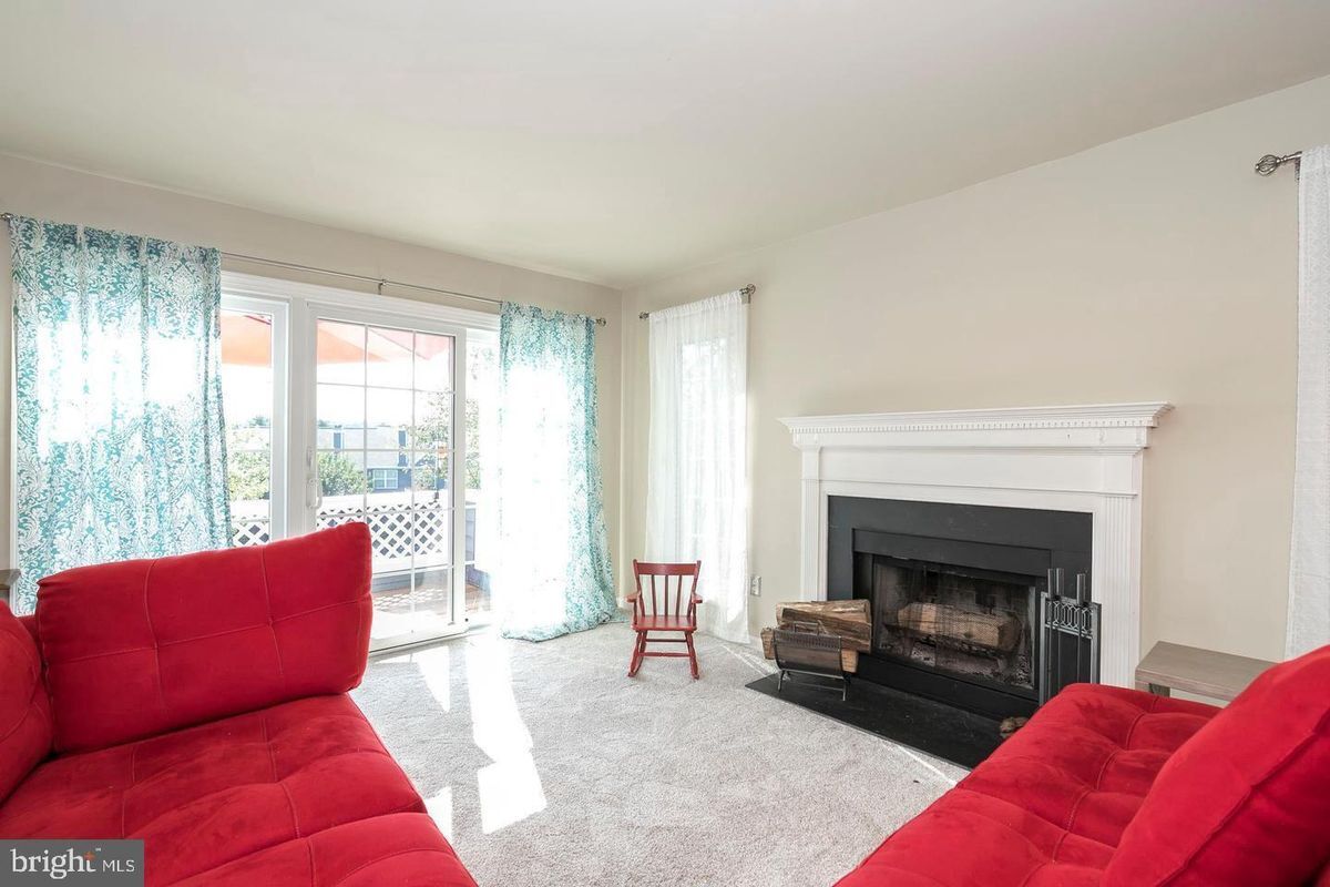 Foto del edificio - 311 Whistling Swan Ln