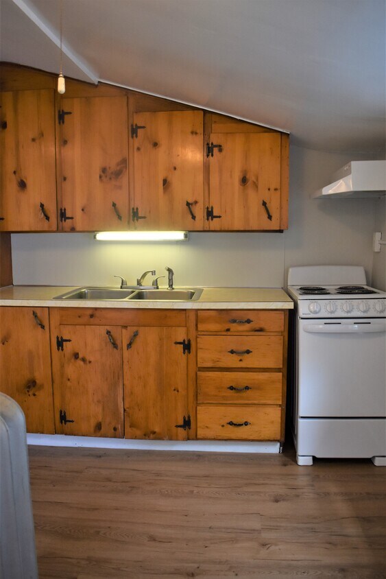 Foto principal - 262 Brackett St