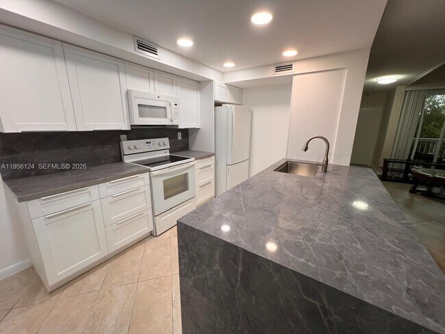 Building Photo - 4878 NW 97th Pl