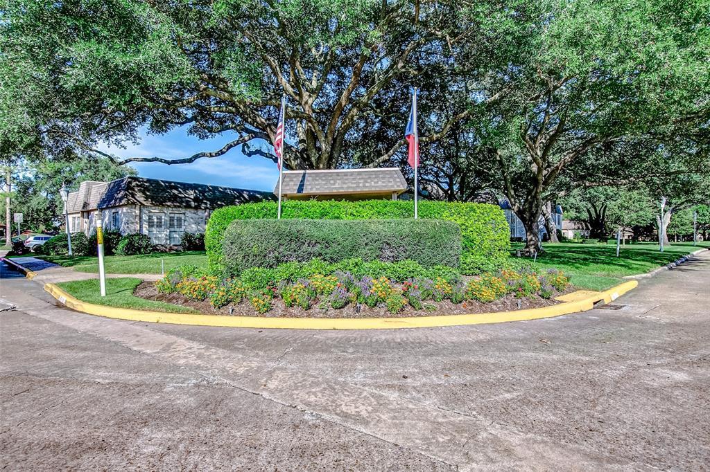 4 River Creek Way, Sugar Land, TX 77478 Condo for Rent in Sugar Land