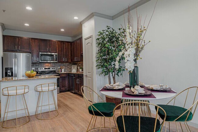 Building Photo - Move In Now & Enjoy $1,000 Off!