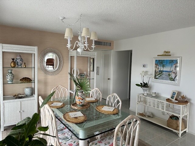 Palm Beach Coastal Decor - 3580 S Ocean Blvd