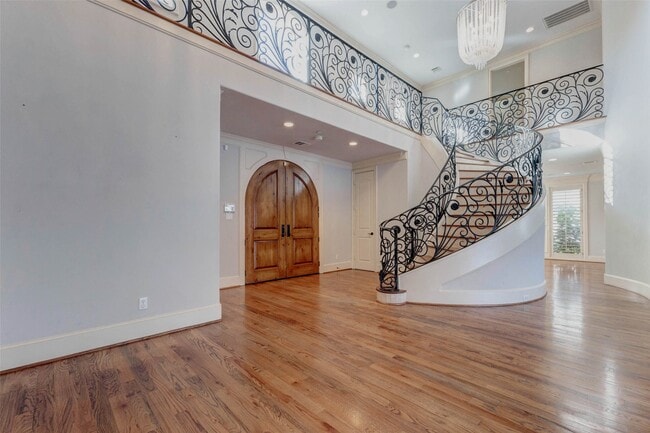 Foto del edificio - 5410 Valerie St