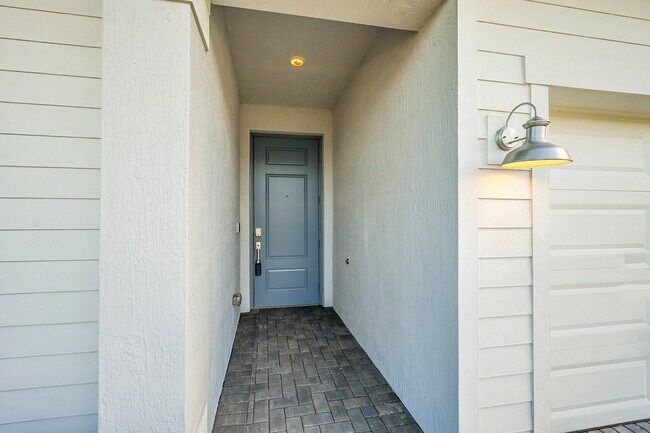 Foto del edificio - 5742 Graceful Wy