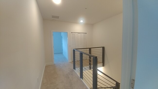 Building Photo - 813 NW 45th Terrace