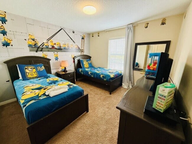 Building Photo - 8851 Candy Palm Rd