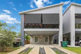 Building Photo - 5330 Wenda St